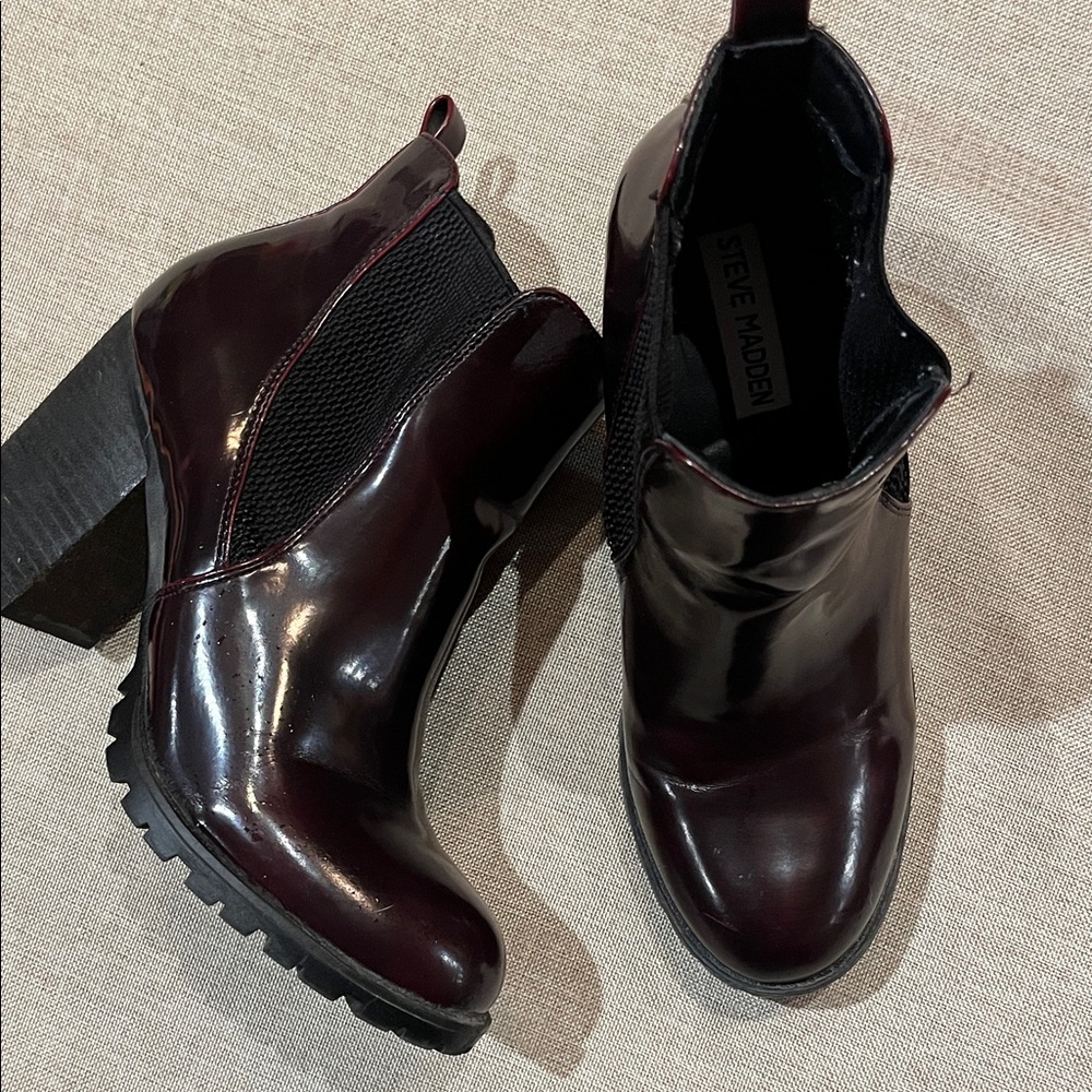 Steve Madden Burgundy Heeled Boots